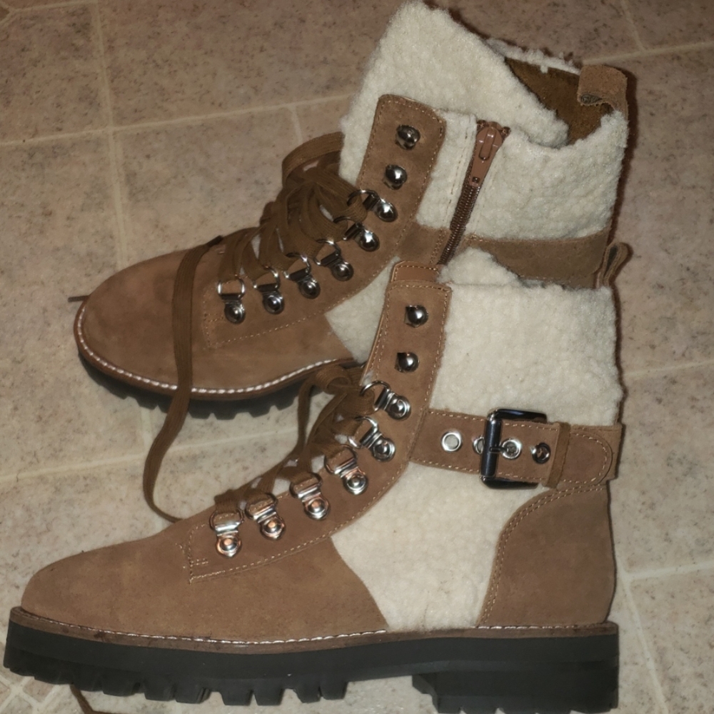 STEVE MADDEN Nwt Tan Sherpa Combat Bootie